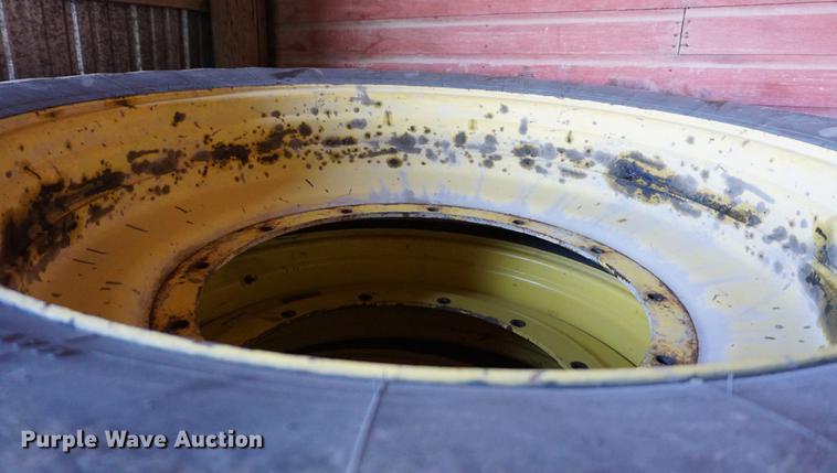 image for item DB0490 2012 John Deere 4940 self-propelled sprayer