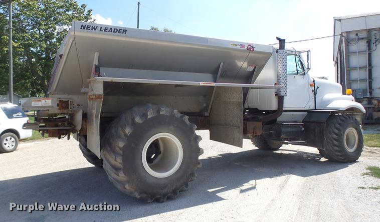 image for item DB1470 1996 International 2554 dry spreader applicator truck
