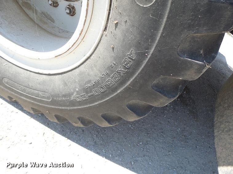 image for item DB1470 1996 International 2554 dry spreader applicator truck