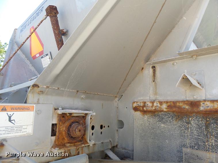 image for item DB1470 1996 International 2554 dry spreader applicator truck