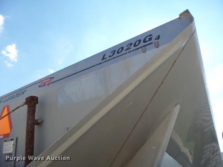 image for item DB1470 1996 International 2554 dry spreader applicator truck