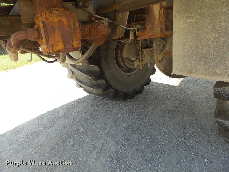 image for item DB1470 1996 International 2554 dry spreader applicator truck