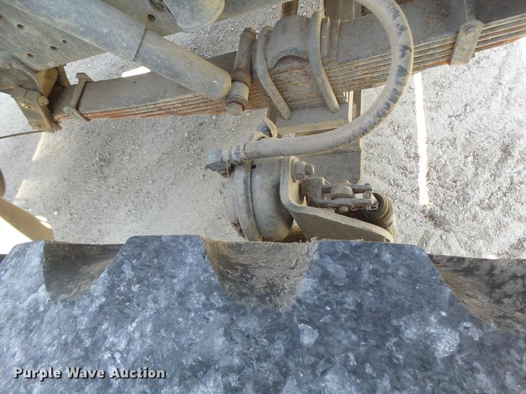 image for item DB1470 1996 International 2554 dry spreader applicator truck