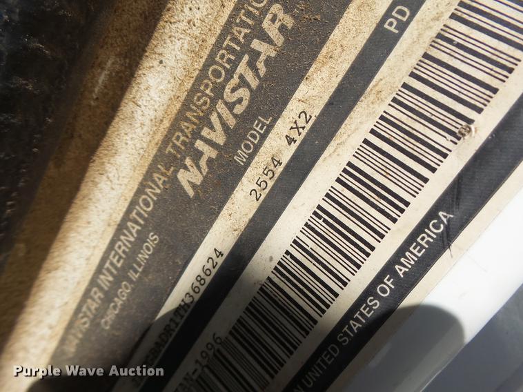 image for item DB1470 1996 International 2554 dry spreader applicator truck