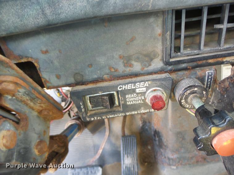 image for item DB1470 1996 International 2554 dry spreader applicator truck