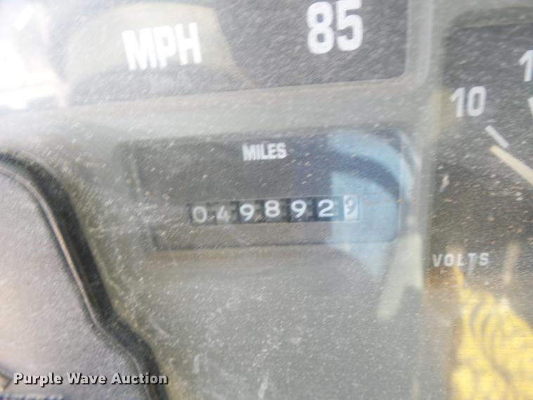 image for item DB1470 1996 International 2554 dry spreader applicator truck