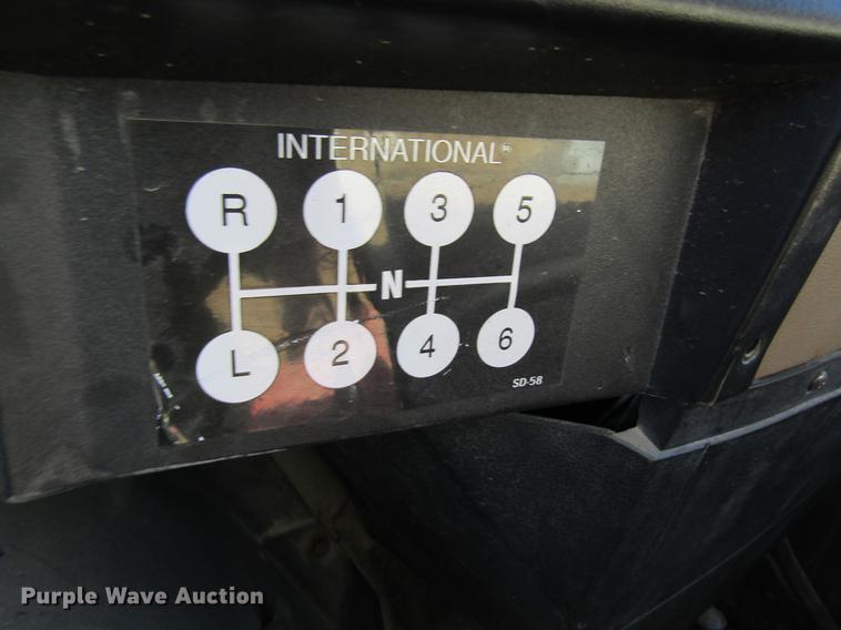 image for item DB5960 1991 International 4900 nurse tank truck