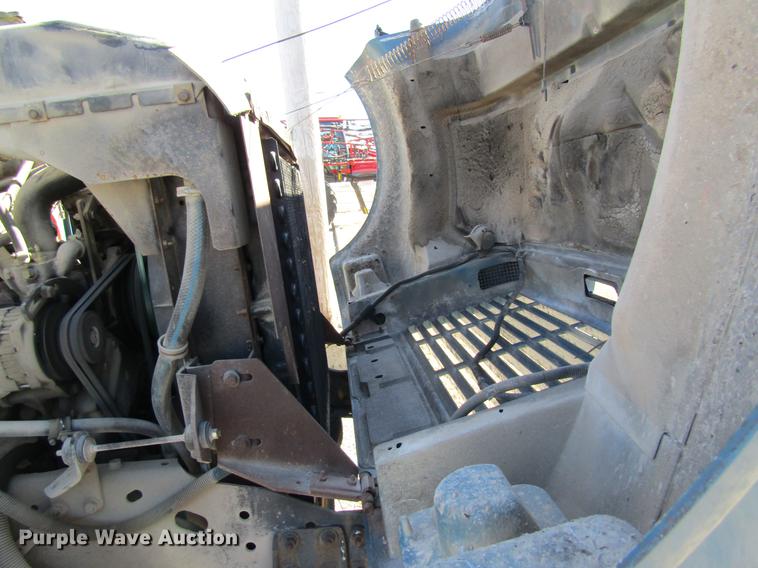 image for item DB5960 1991 International 4900 nurse tank truck