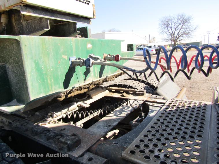 image for item DB5961 2001 Volvo VNM semi truck