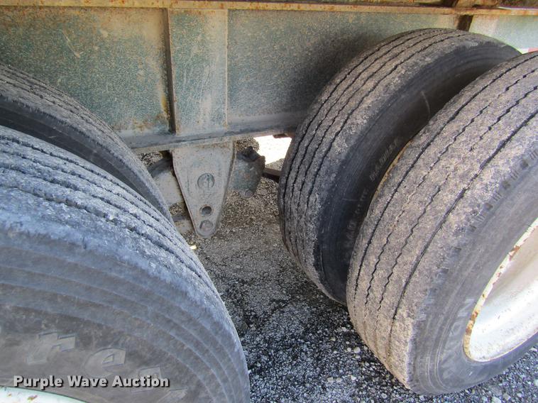 image for item DB5962 2010 Doyle dry fertilizer tender trailer