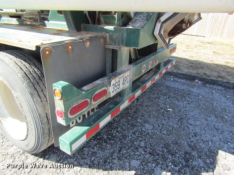 image for item DB5962 2010 Doyle dry fertilizer tender trailer