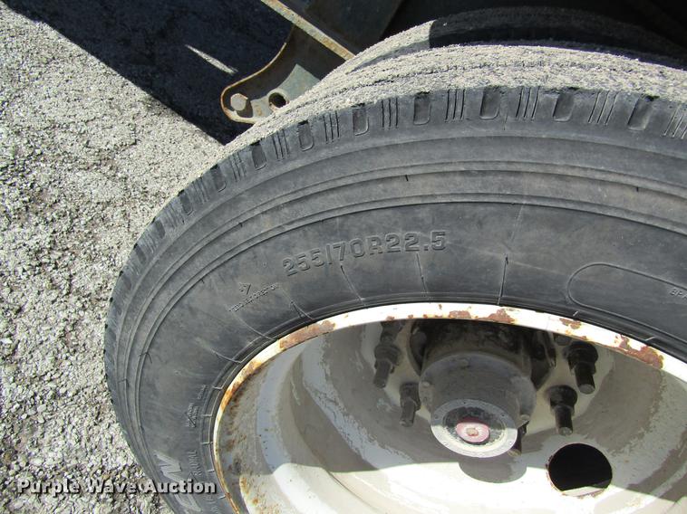 image for item DB5962 2010 Doyle dry fertilizer tender trailer