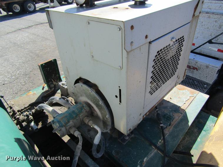 image for item DB5962 2010 Doyle dry fertilizer tender trailer