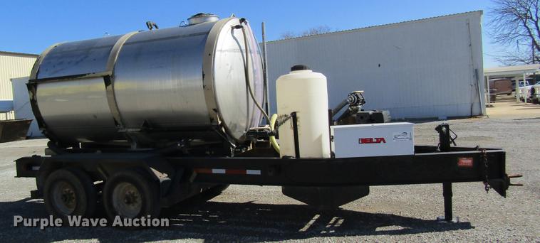 image for item DB5963 1998 Behnke nurse tank trailer