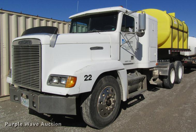 image for item DB5964 1991 Freightliner FLD120 semi truck