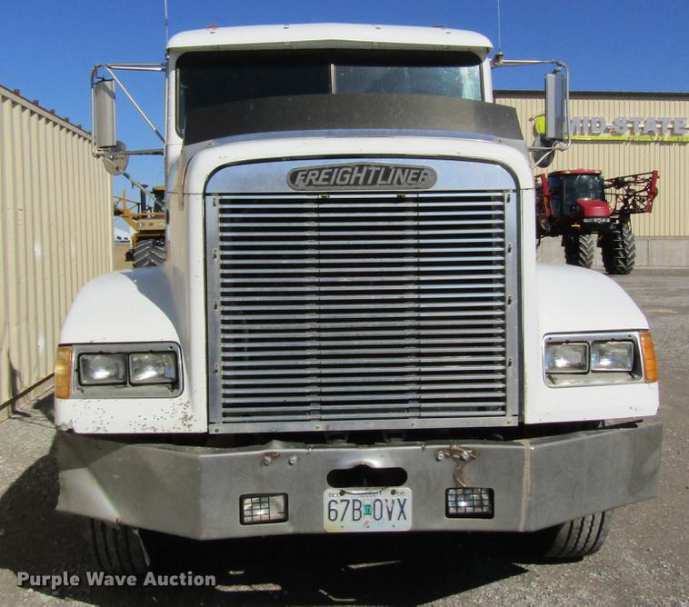 image for item DB5964 1991 Freightliner FLD120 semi truck