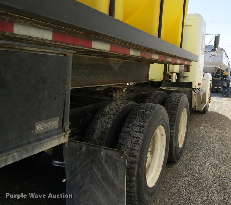 image for item DB5964 1991 Freightliner FLD120 semi truck