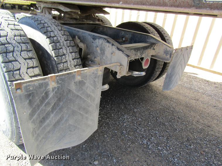 image for item DB5964 1991 Freightliner FLD120 semi truck