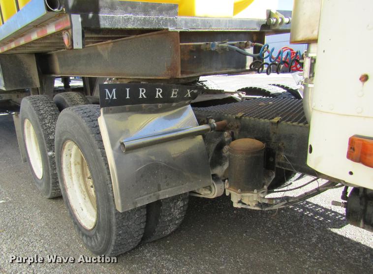 image for item DB5964 1991 Freightliner FLD120 semi truck