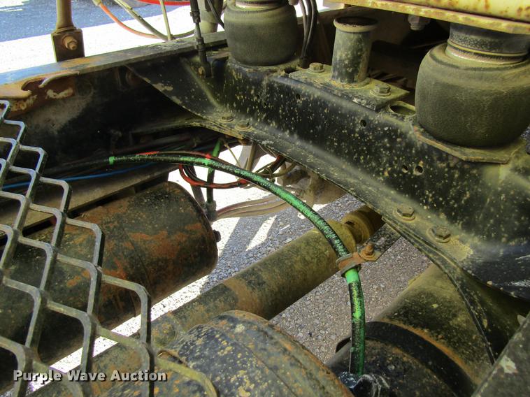 image for item DB5964 1991 Freightliner FLD120 semi truck