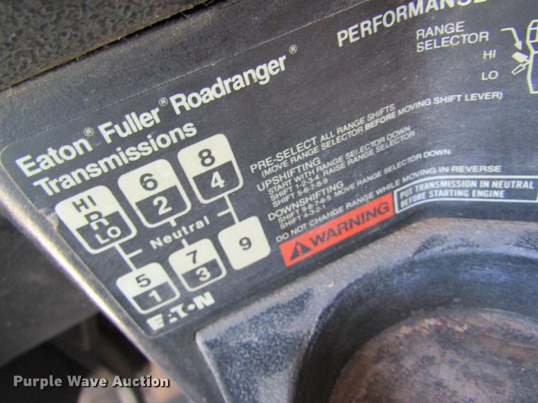 image for item DB5964 1991 Freightliner FLD120 semi truck