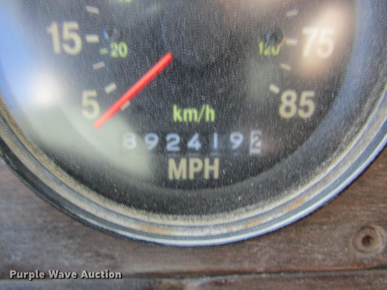 image for item DB5964 1991 Freightliner FLD120 semi truck