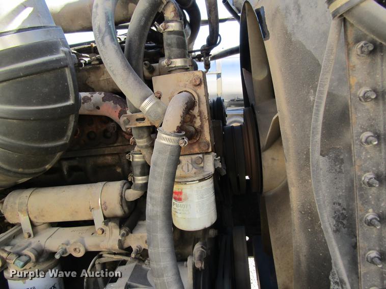 image for item DB5964 1991 Freightliner FLD120 semi truck