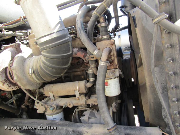 image for item DB5964 1991 Freightliner FLD120 semi truck