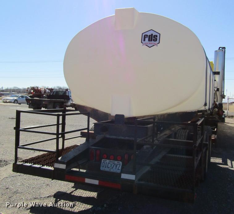 image for item DB5965 2001 Kent's Pit Stop nurse tank tender trailer