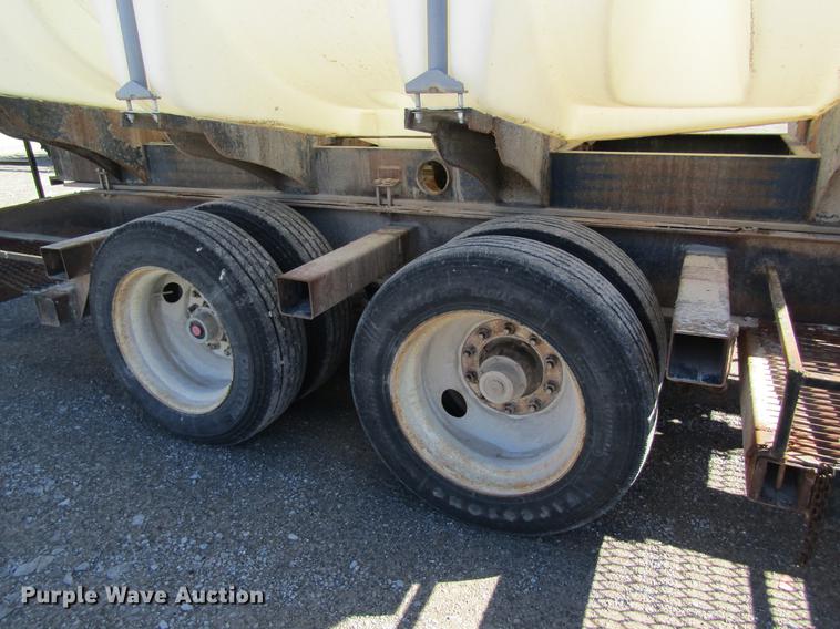 image for item DB5965 2001 Kent's Pit Stop nurse tank tender trailer