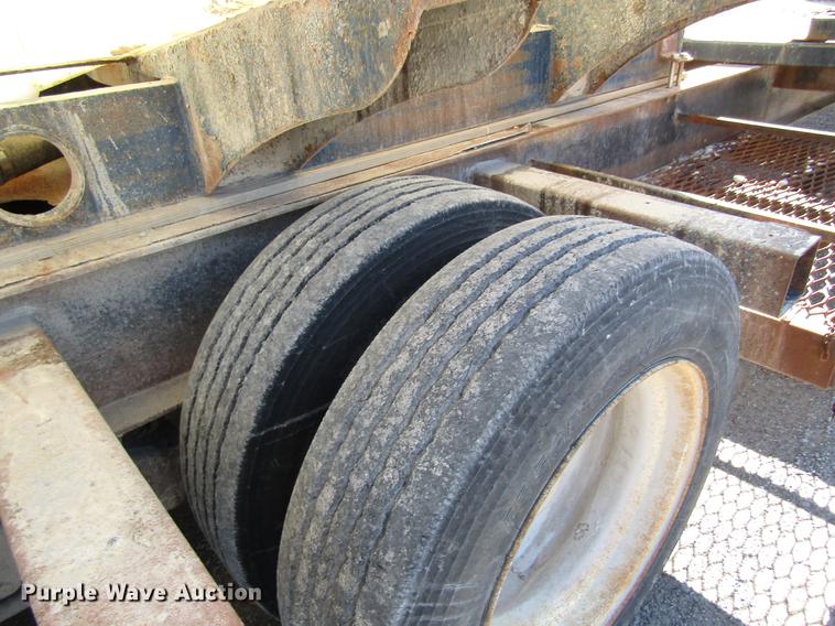 image for item DB5965 2001 Kent's Pit Stop nurse tank tender trailer