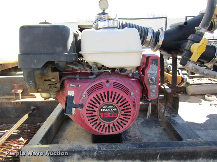 image for item DB5965 2001 Kent's Pit Stop nurse tank tender trailer