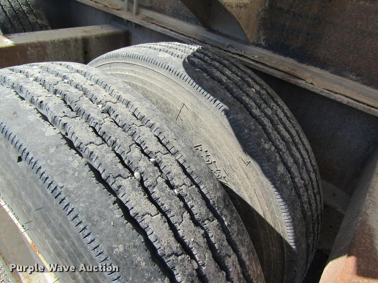 image for item DB5965 2001 Kent's Pit Stop nurse tank tender trailer