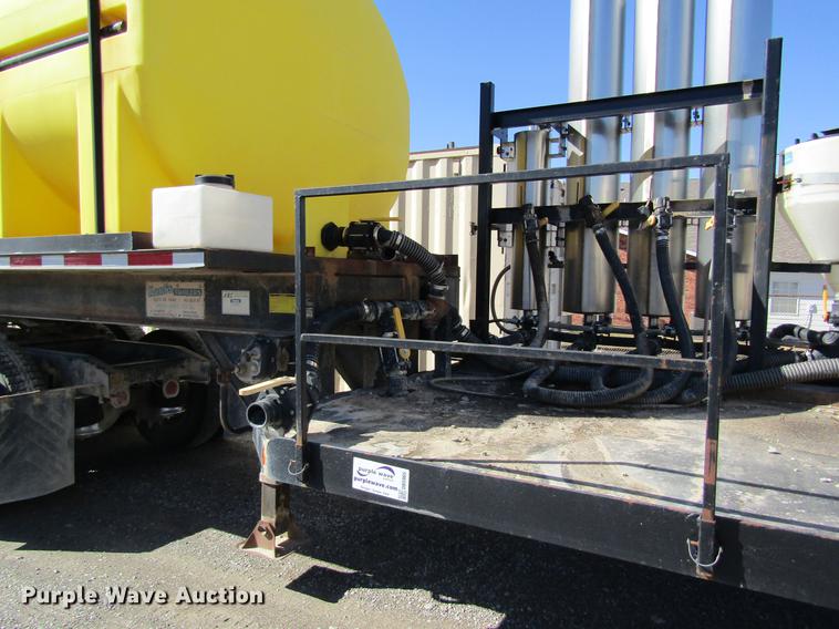 image for item DB5965 2001 Kent's Pit Stop nurse tank tender trailer