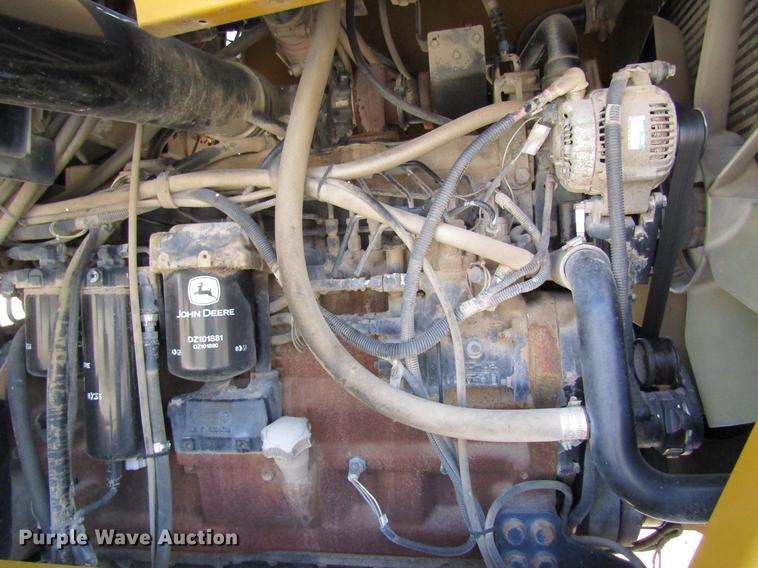 image for item DB5966 2005 Ag-Chem TerraGator 6103 self-propelled sprayer