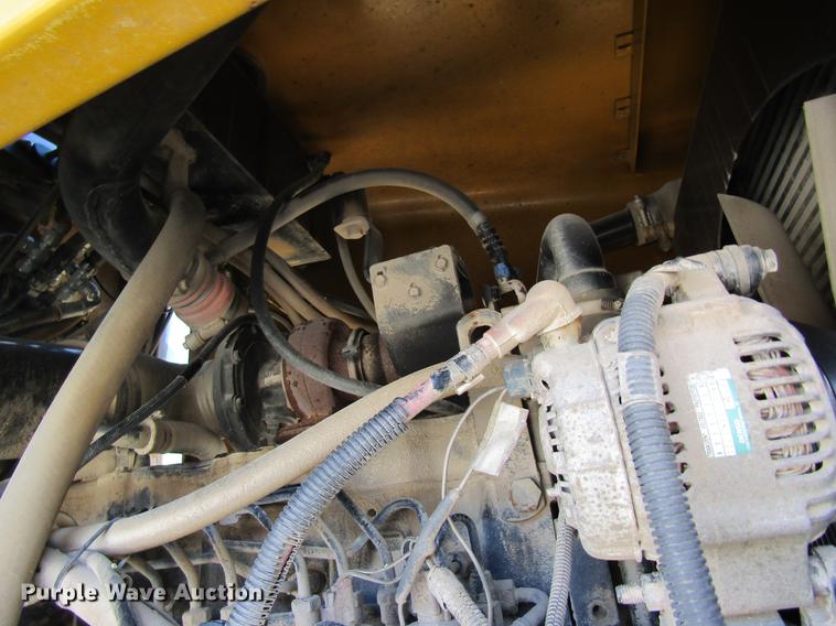 image for item DB5966 2005 Ag-Chem TerraGator 6103 self-propelled sprayer