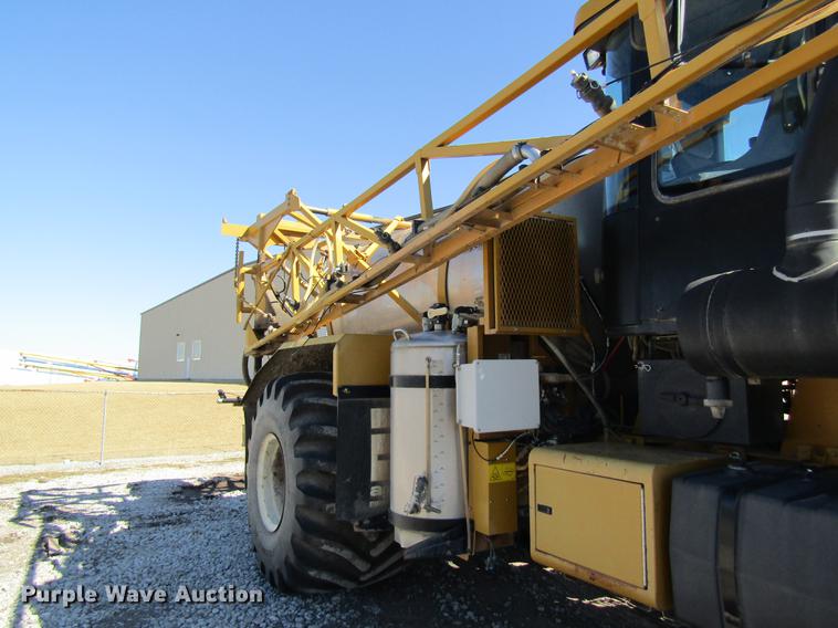 image for item DB5966 2005 Ag-Chem TerraGator 6103 self-propelled sprayer