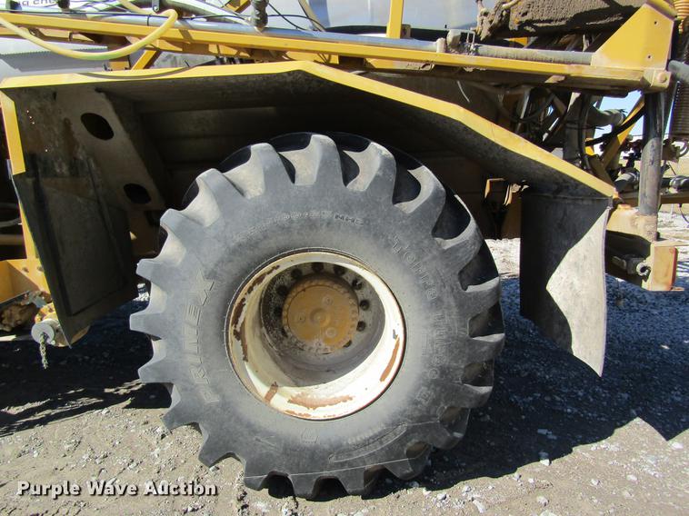 image for item DB5966 2005 Ag-Chem TerraGator 6103 self-propelled sprayer