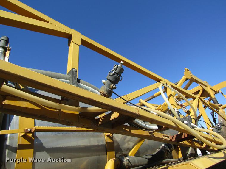 image for item DB5966 2005 Ag-Chem TerraGator 6103 self-propelled sprayer