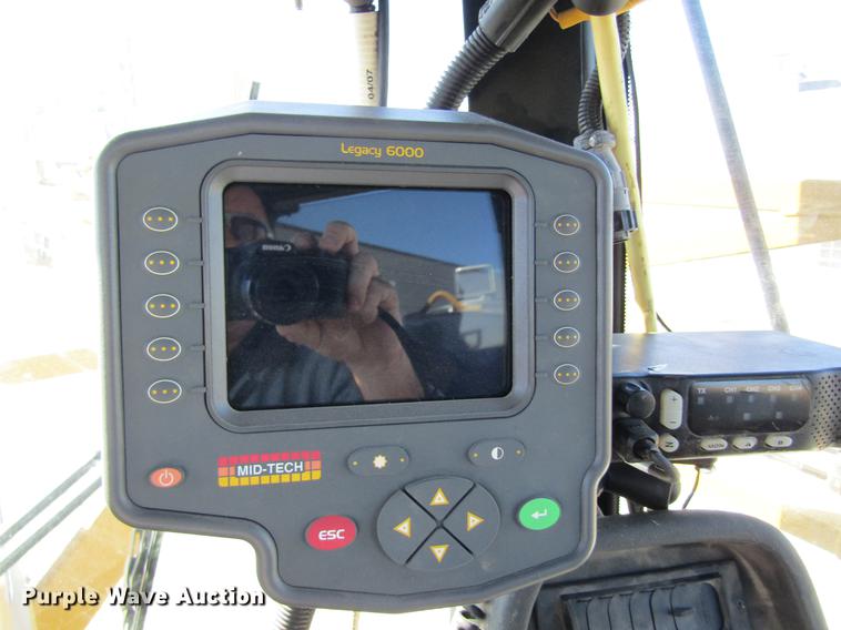 image for item DB5966 2005 Ag-Chem TerraGator 6103 self-propelled sprayer