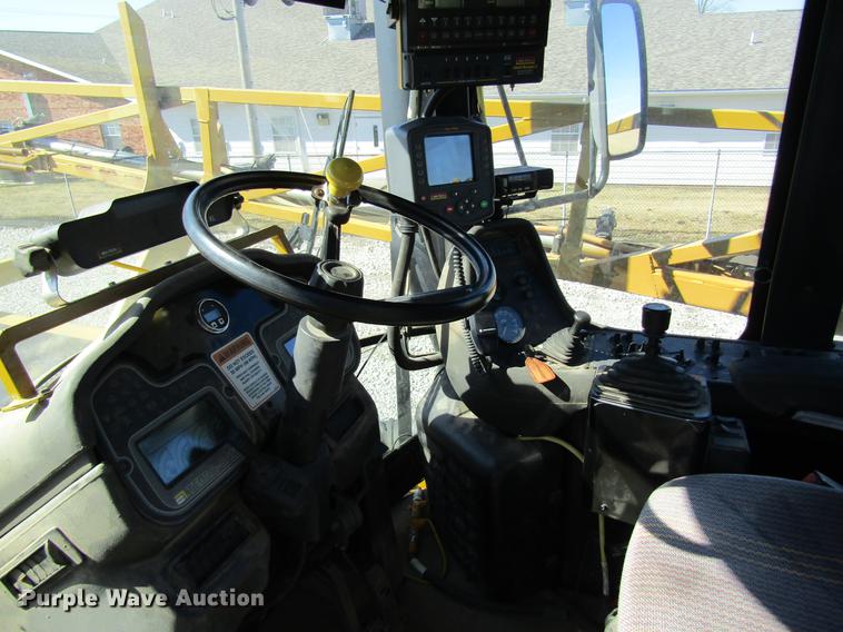 image for item DB5966 2005 Ag-Chem TerraGator 6103 self-propelled sprayer