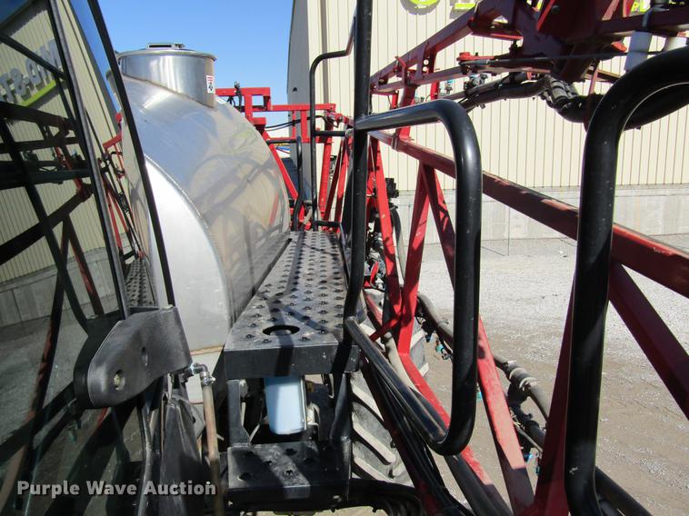 image for item DB5967 2014 Case IH Patriot 3330 self-propelled sprayer