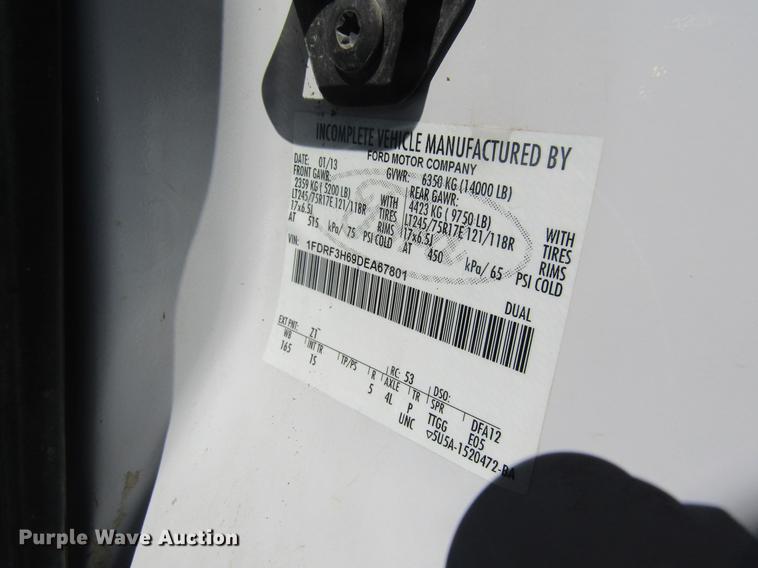 image for item DB5968 2013 Ford F350 Super Duty flatbed pickup truck