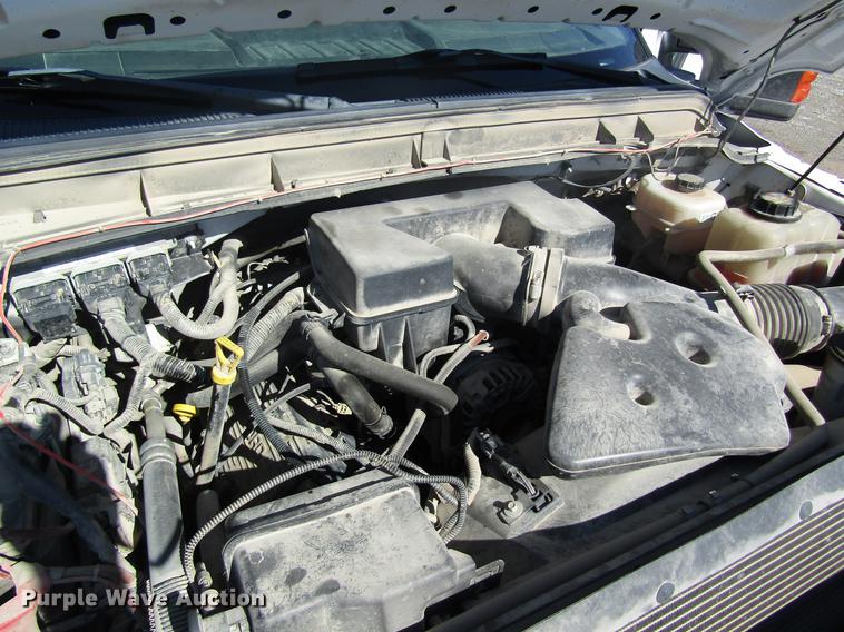 image for item DB5968 2013 Ford F350 Super Duty flatbed pickup truck