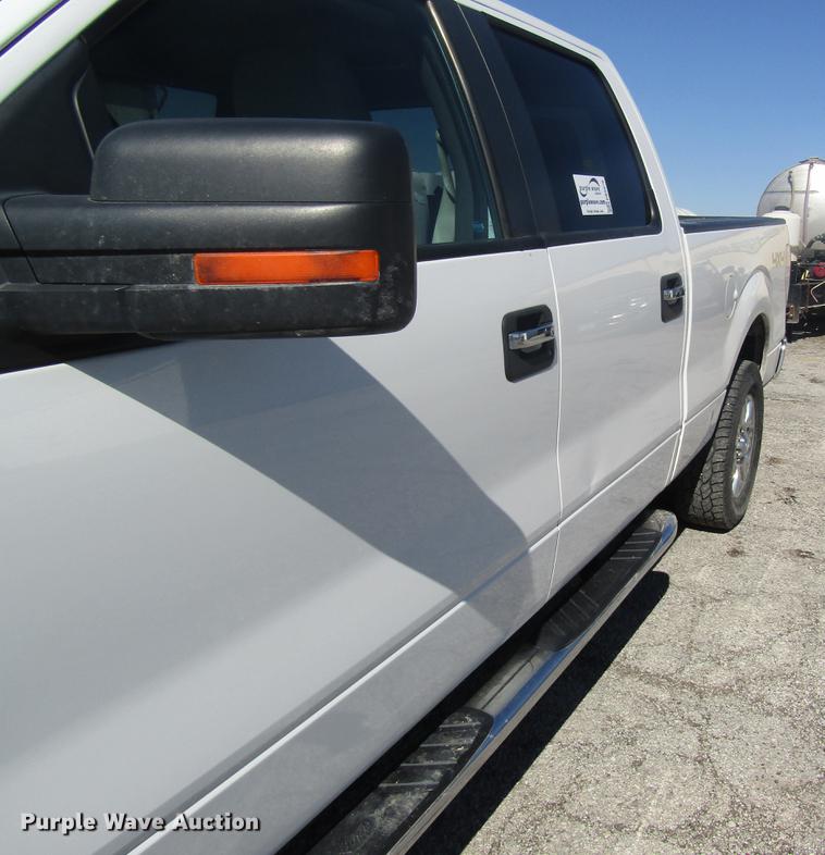 image for item DB5970 2010 Ford F150 XLT SuperCrew pickup truck