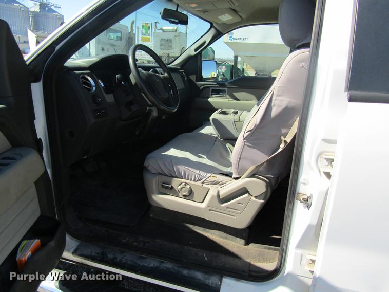 image for item DB5970 2010 Ford F150 XLT SuperCrew pickup truck