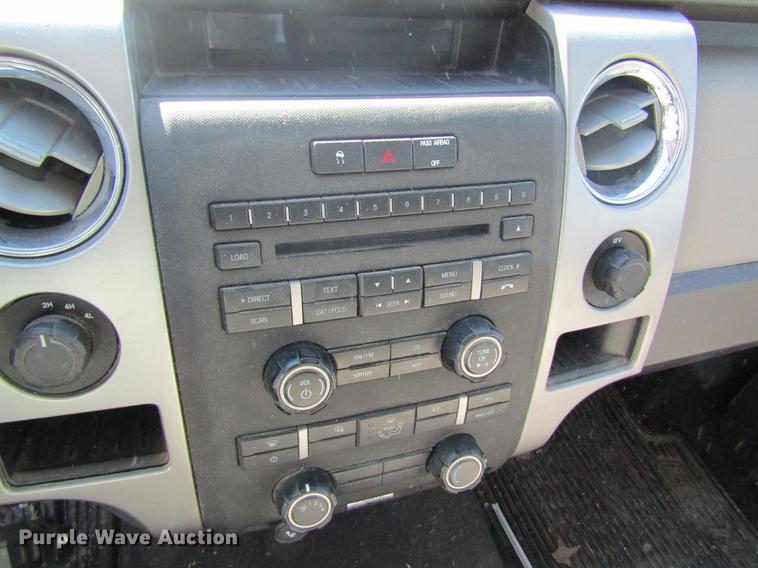 image for item DB5970 2010 Ford F150 XLT SuperCrew pickup truck