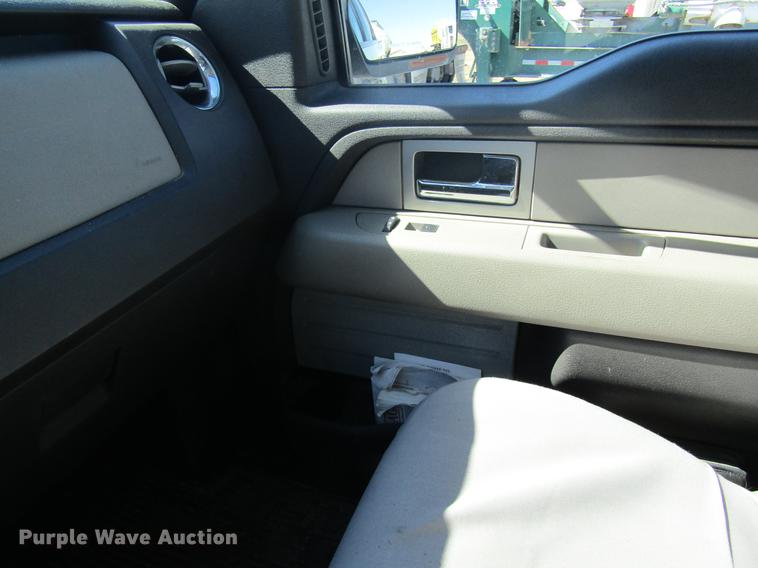 image for item DB5970 2010 Ford F150 XLT SuperCrew pickup truck