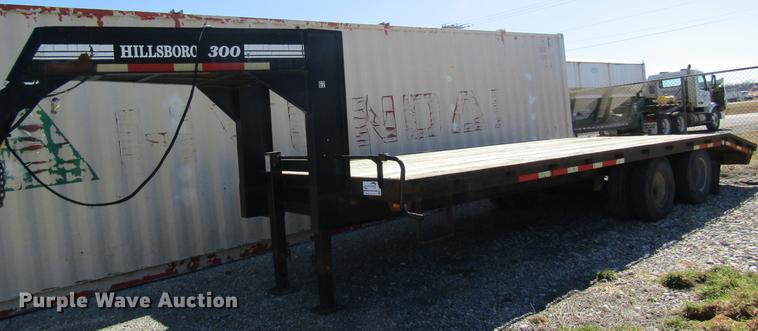 image for item DB5971 1999 Hillsboro 324-TD-BT equipment trailer