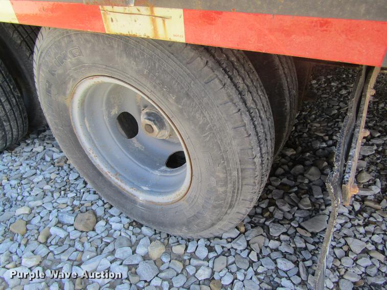 image for item DB5971 1999 Hillsboro 324-TD-BT equipment trailer